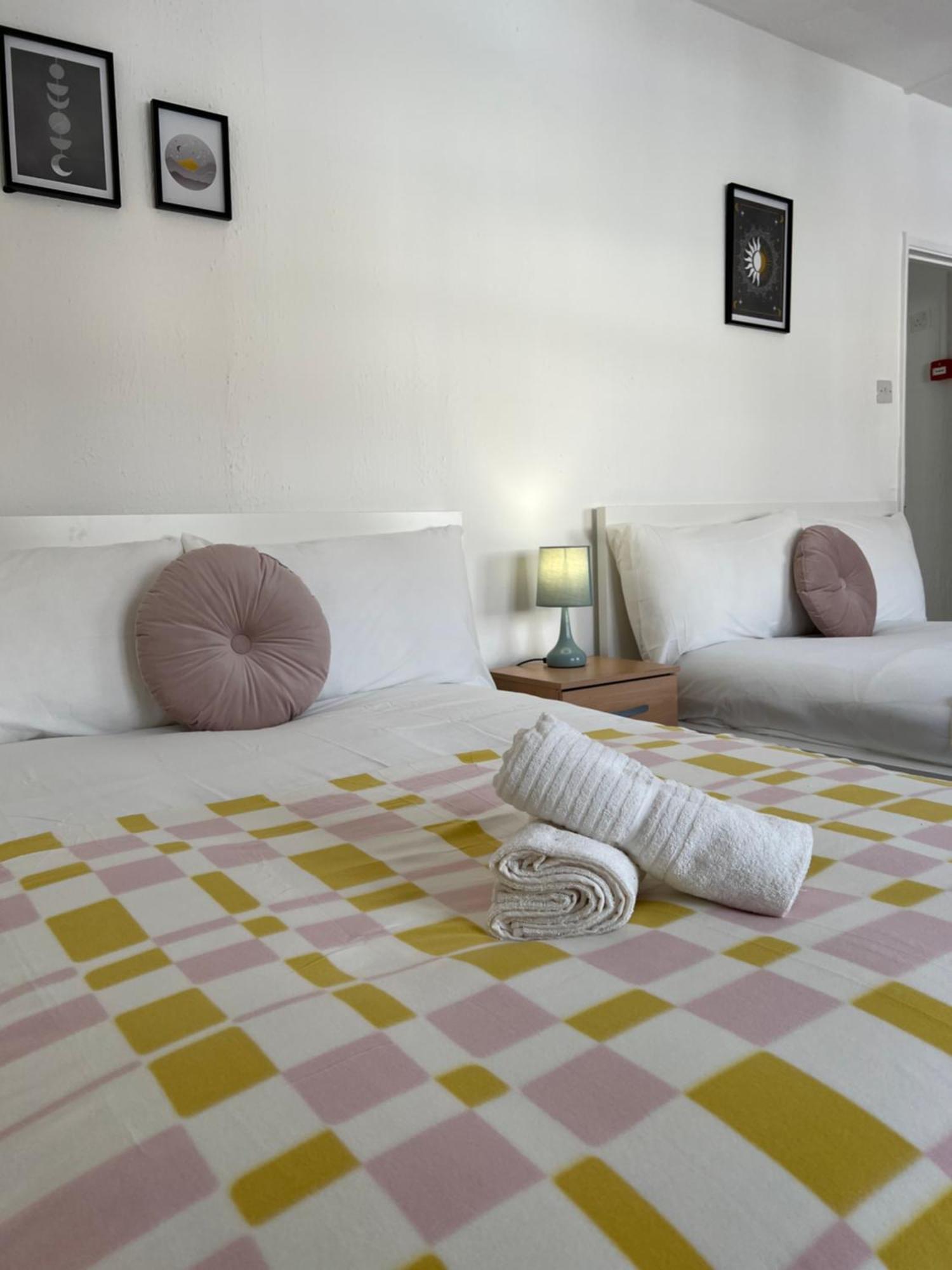 Lovely Rooms In Camden Town-Central Лондон Екстериор снимка