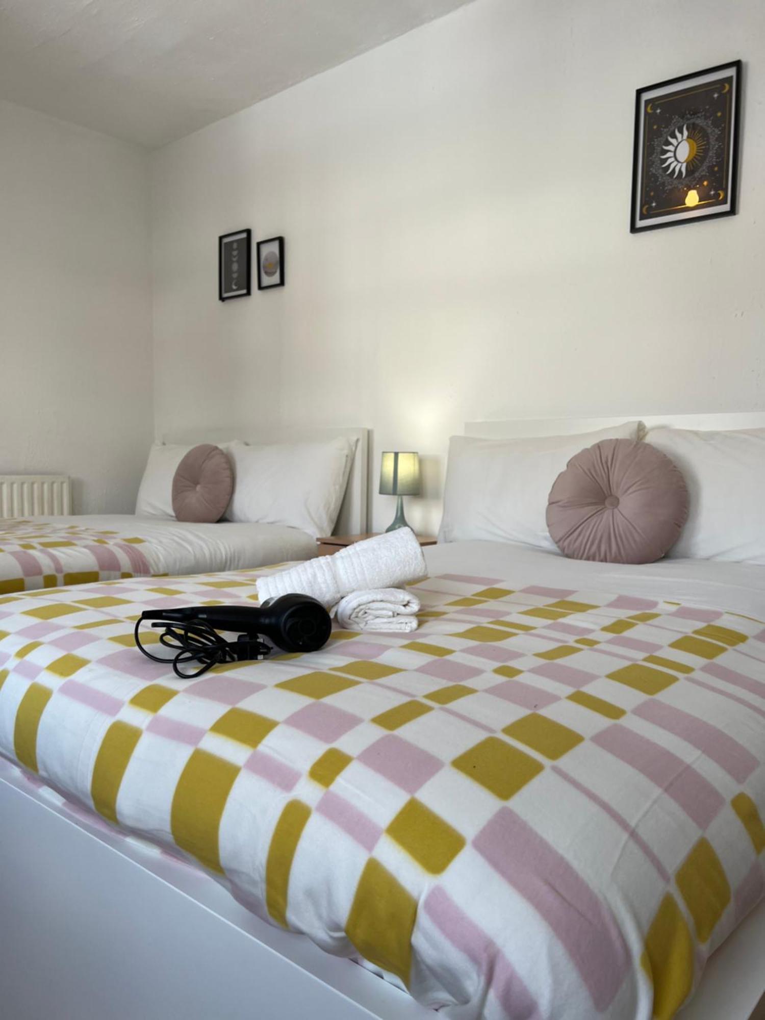 Lovely Rooms In Camden Town-Central Лондон Екстериор снимка