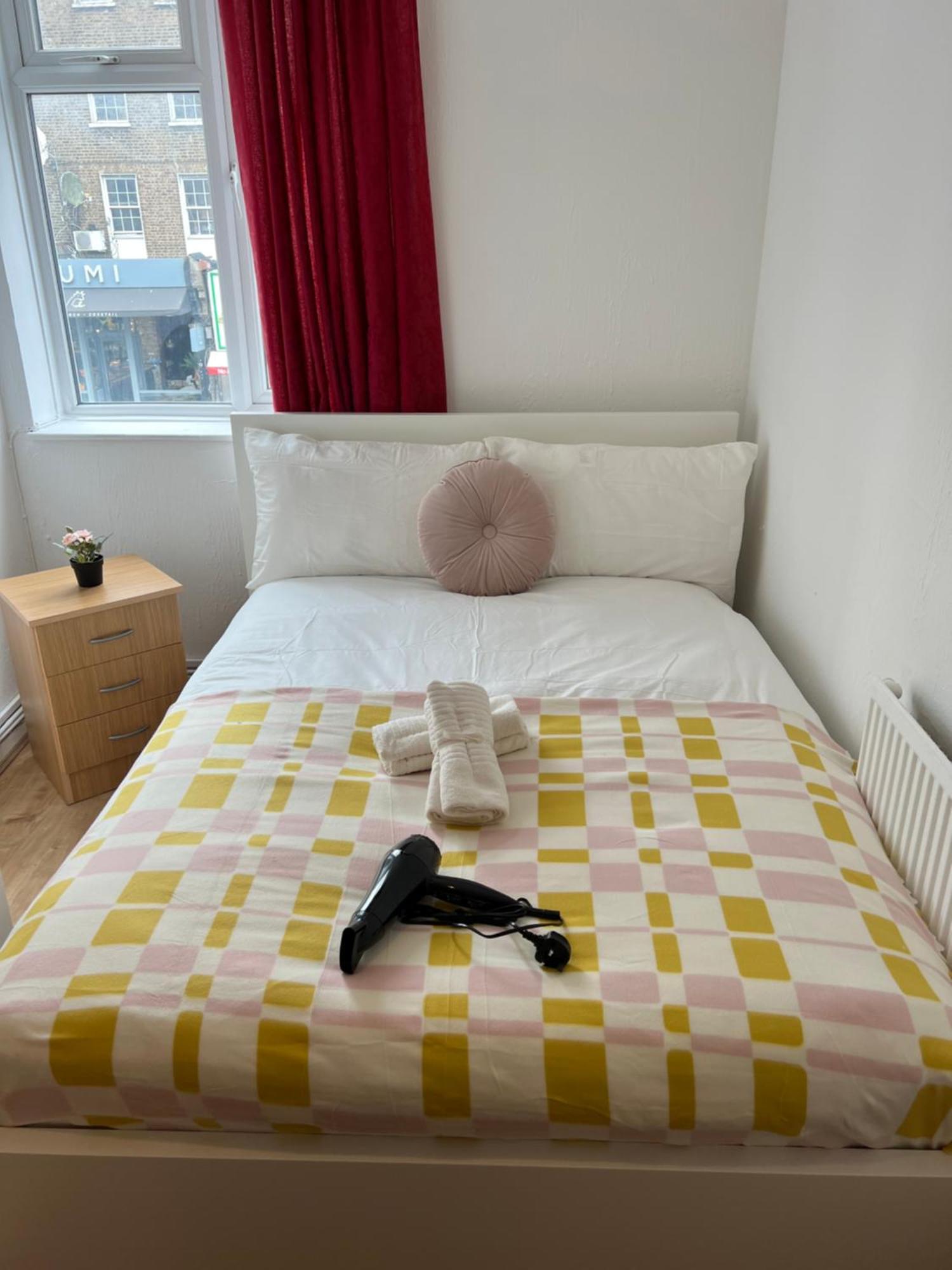 Lovely Rooms In Camden Town-Central Лондон Екстериор снимка
